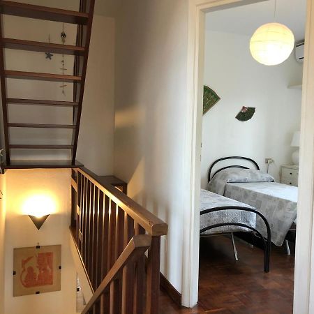 Holiday Home Villetta Cinquale Εξωτερικό φωτογραφία