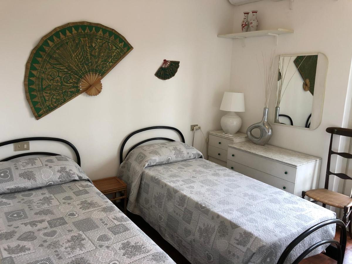 Holiday Home Villetta Cinquale Εξωτερικό φωτογραφία